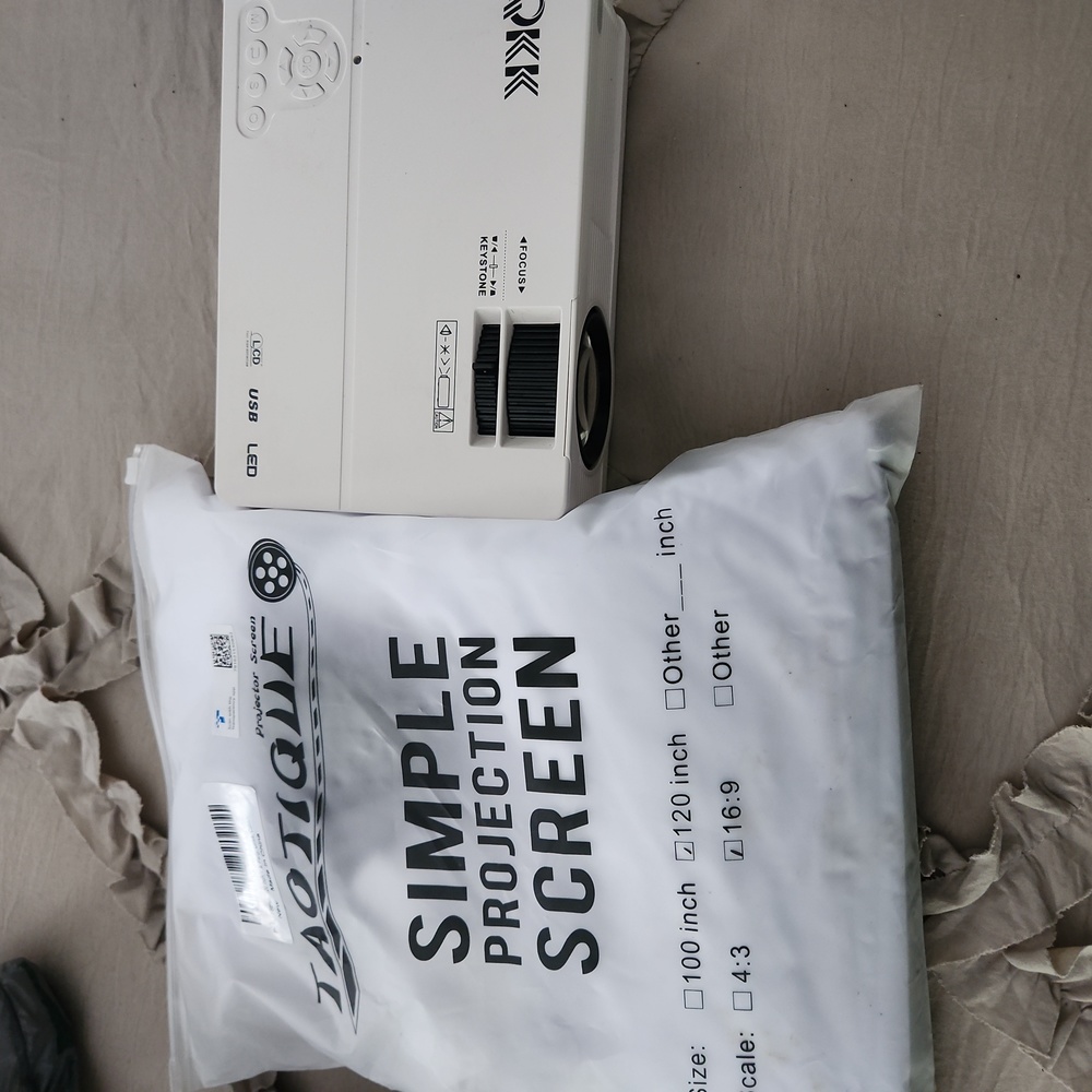 Projector & Projector Screen Bundle